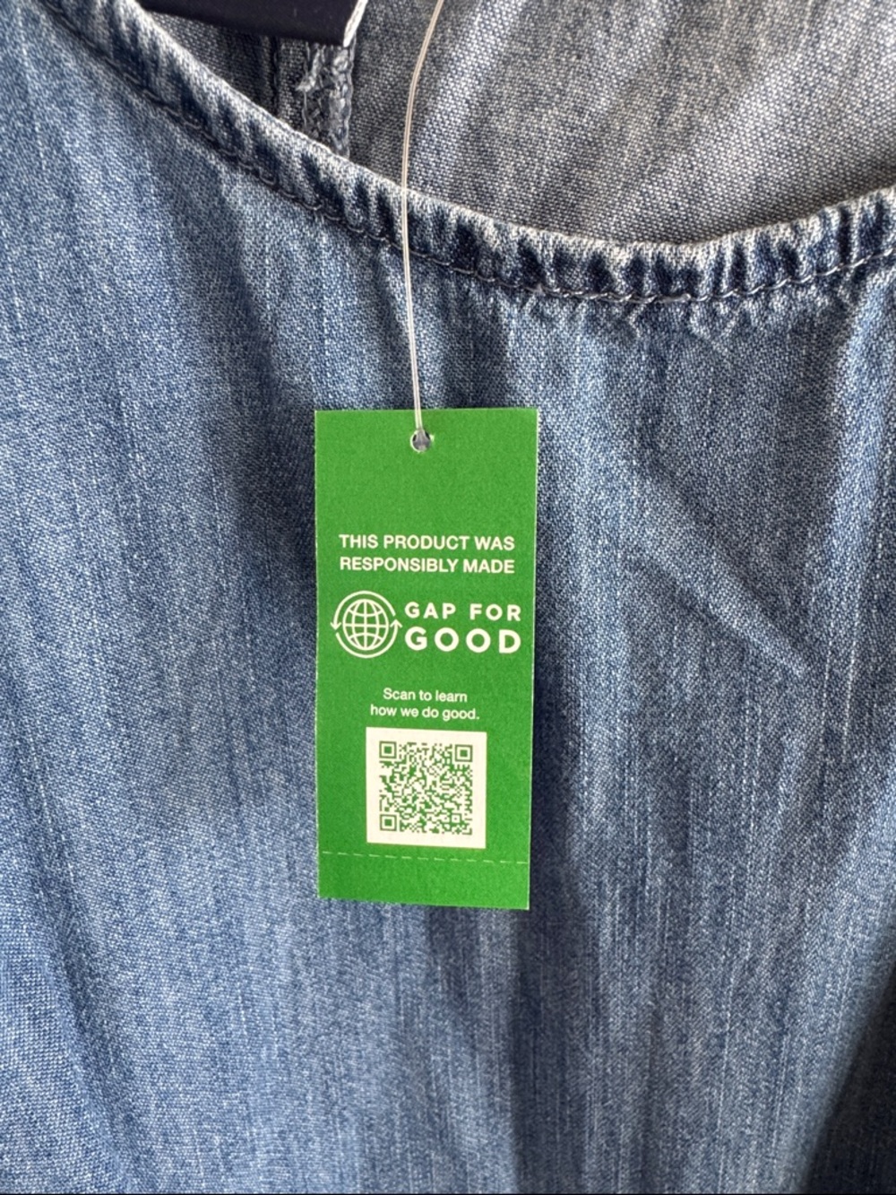 GAP women’s Denim Tie-Front Tank Top new with tags size large - Picture 3 of 9